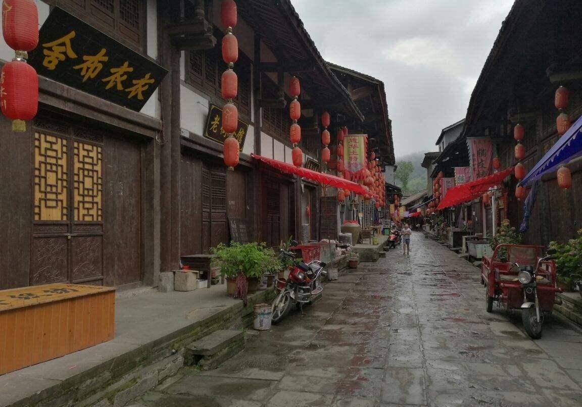 7万多吨“钢铁森林”搭建完成